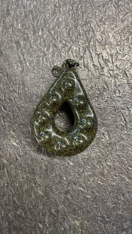 Plomb grip creux vert camo en forme de goutte avec anneau