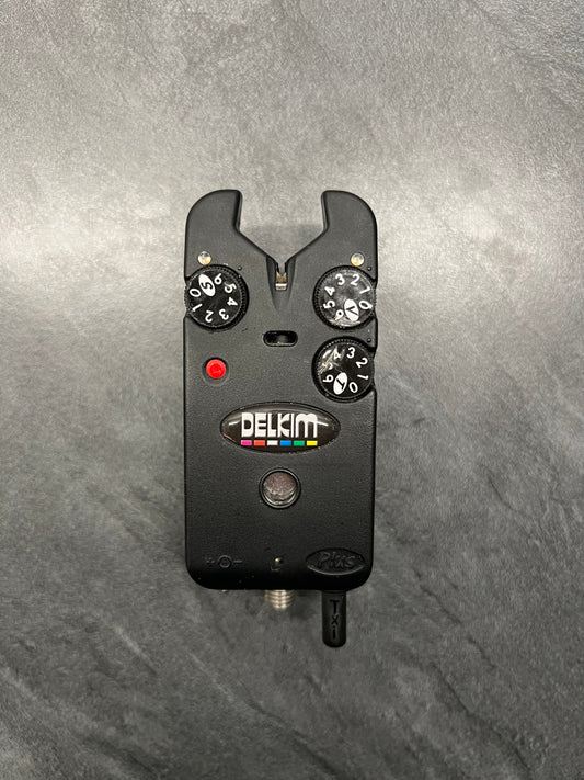 Alarme de notification Delkim TXI Plus noire, boutons, écran LED et voyant rouge