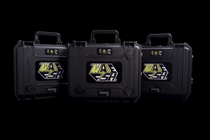 Lot de 3 batteries LiFePO4 12,8V 50Ah noires avec poignées et affichage